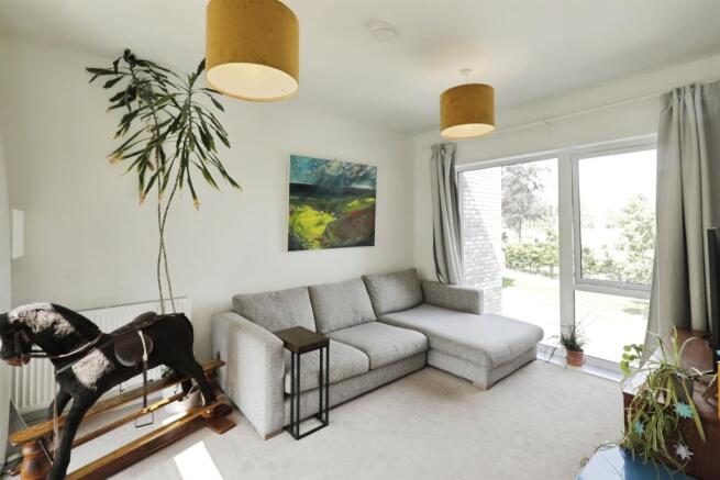 4 bed Terraced for sale Image 8