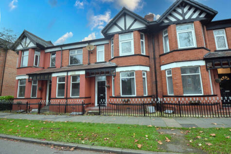 Stretford Road, Urmston, M41