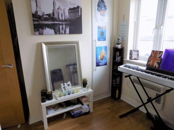 Photo 16
