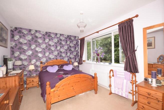 BEDROOM 2.JPG