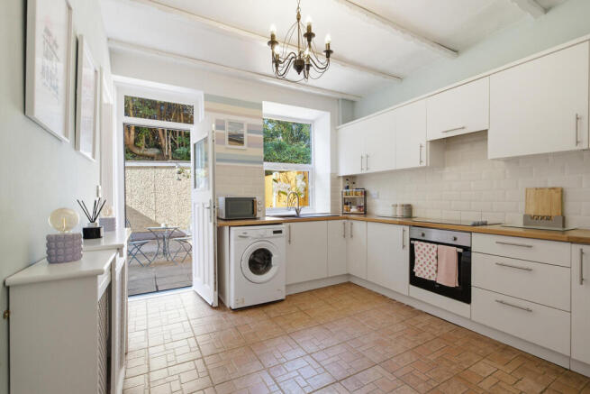 2 bed End of Terrace for sale Image 6