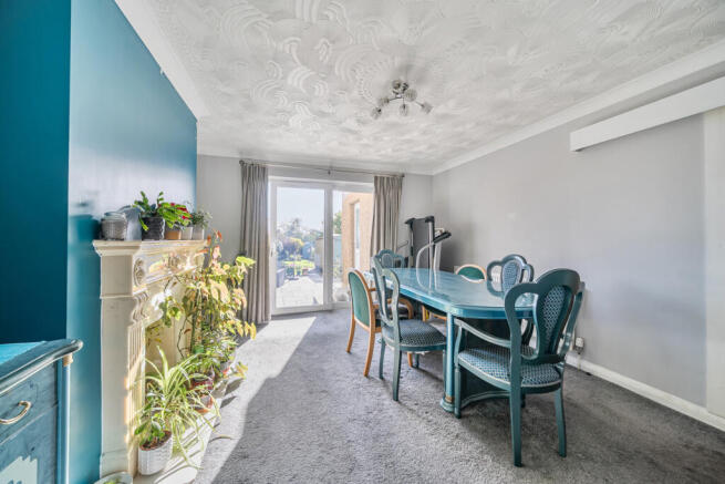 1371820-3-68fb817...