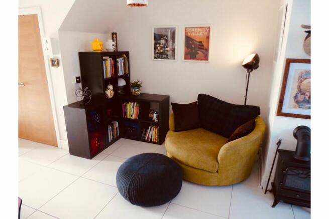 Photo 9