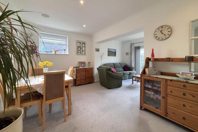 Living/Dining Room