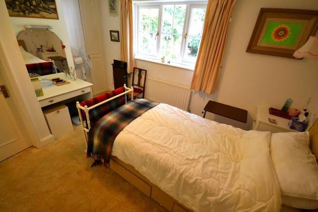 bed 1