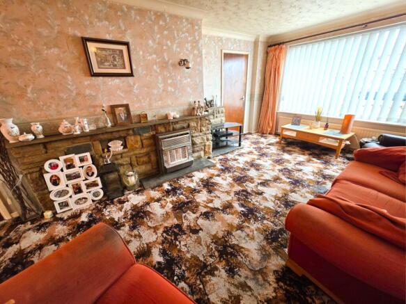 4 bed Semi-Detached for sale Image 7