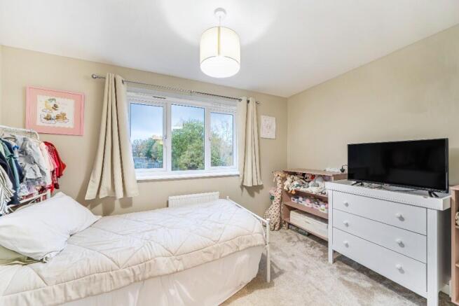 3 bed Terraced for sale Image 8