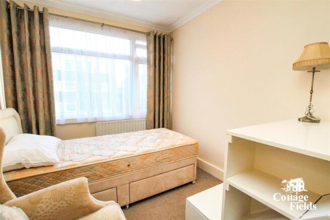 Small bedroom.JPG