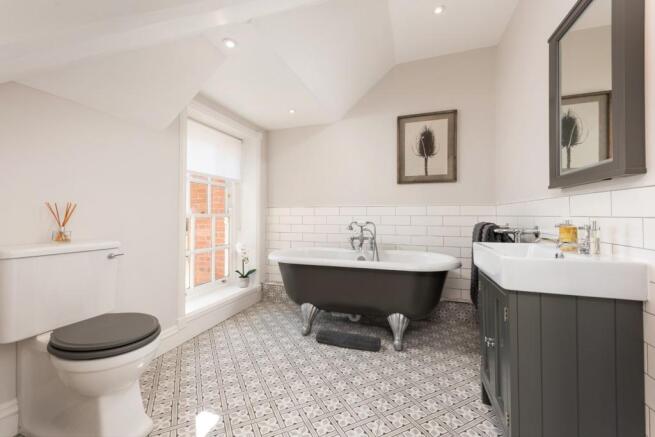 En Suite Bathroom