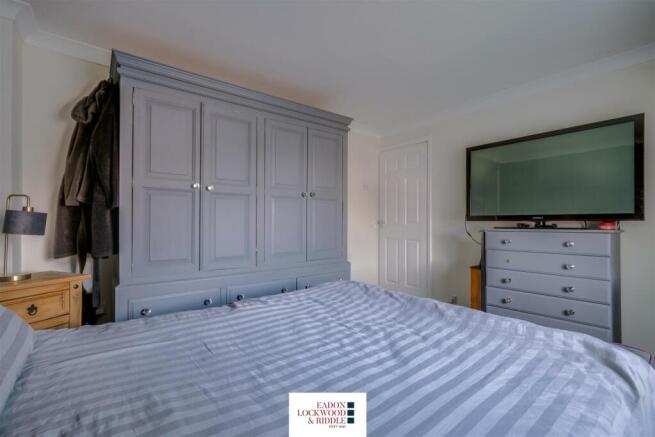 Bedroom 1- 2.jpg