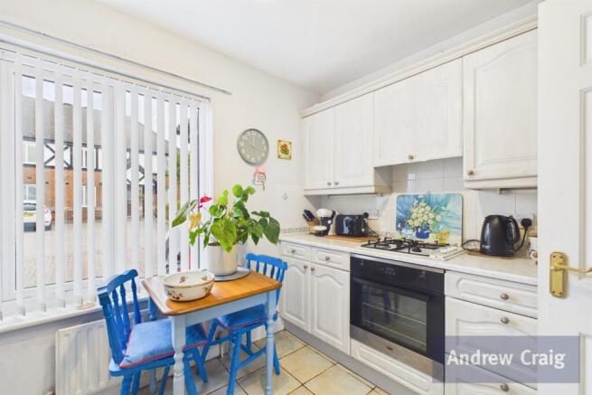 Kitchen/Breakfast Ro