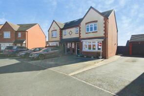 41, Palmer Crescent, Warwick CV34 7BD