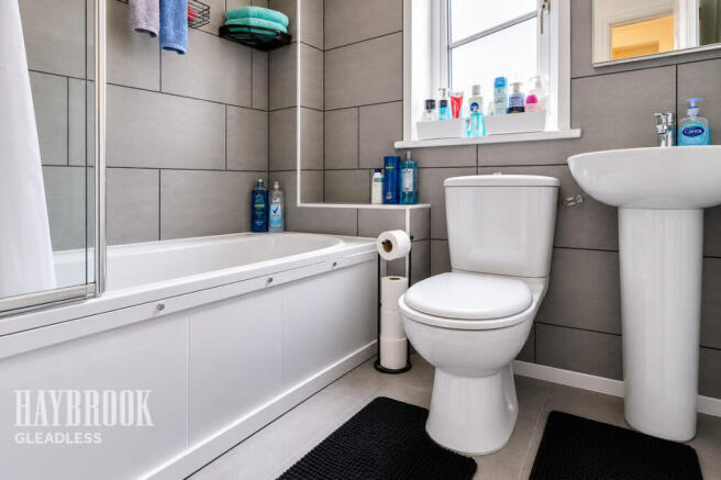 3 bed Semi-Detached for sale Image 12