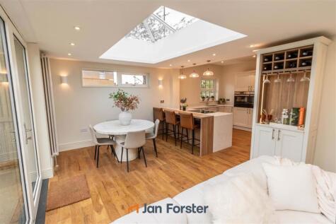 Gosforth Park Villas, North Gosforth, Newcastle Upon Tyne