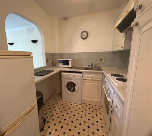 Photo 8