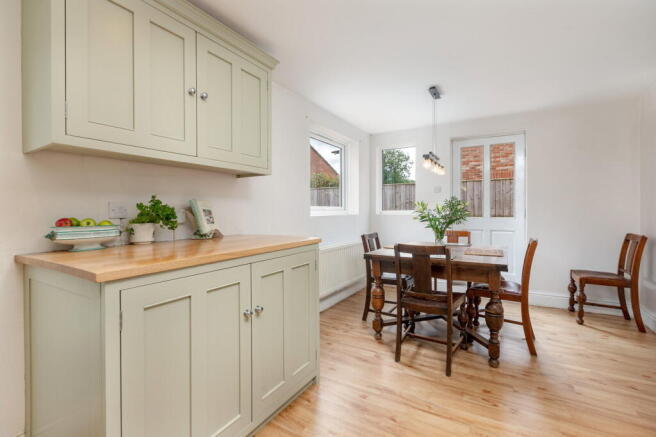 3 bed Terraced for sale Image 6