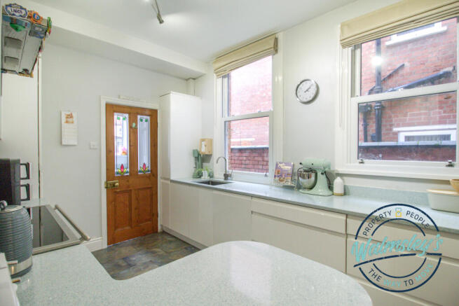 Kitchen breakfast with utility & cloakroom beyond