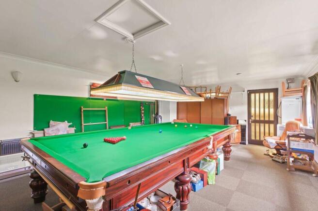 3 bed Semi-Detached for sale Image 12