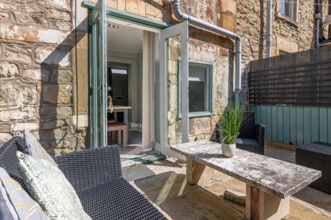 South facing terrace for al fresco dining