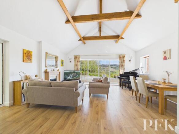 Open Plan Living/Dining/Kitchen