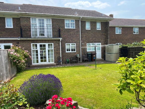 Bramley Gardens, Alverstoke, Gosport PO12 2DW photo 4
