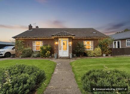 Coopers Lane, Sellindge, TN25