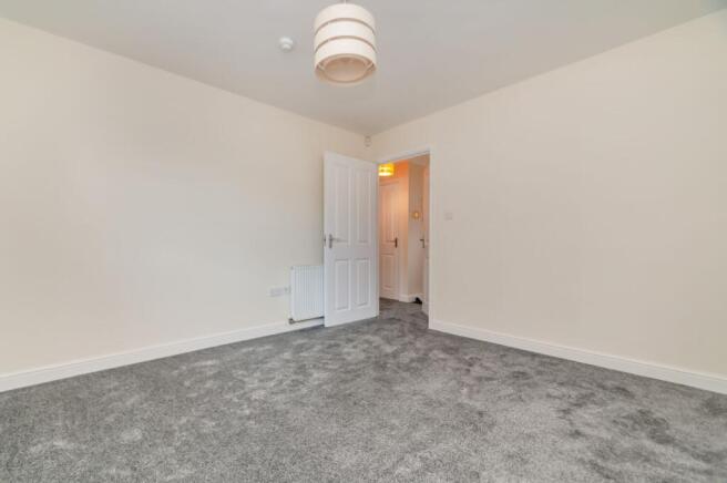 2 bed Flat to rent Image 4