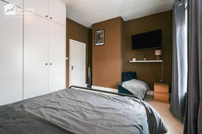2 bed Terraced for sale Image 10