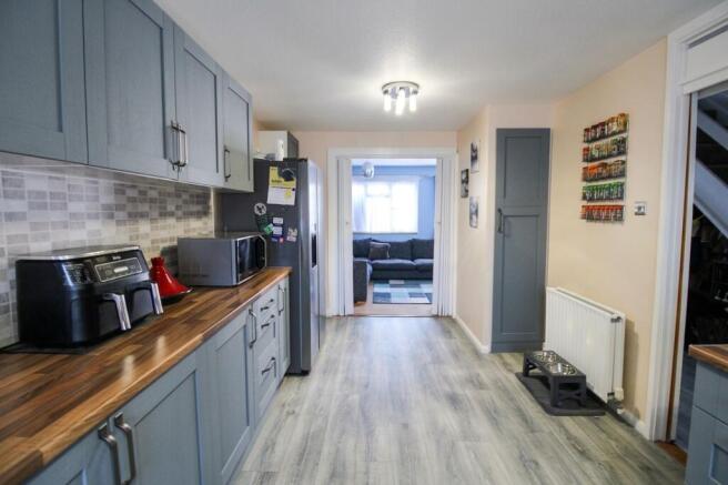 Butler Close, Salisbury, SP2 photo 4