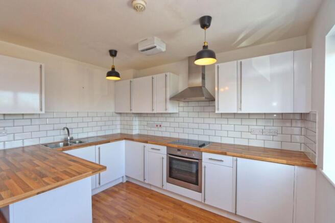 Kitchen/ lounge