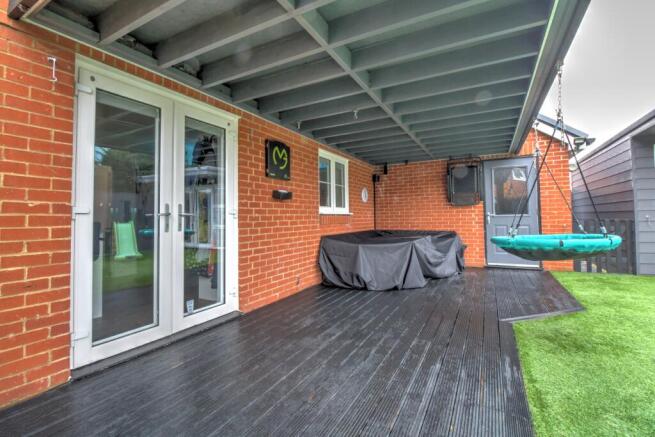 Alfresco entertaining