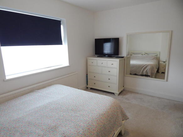 Bed 2a.JPG