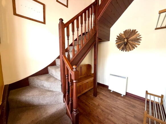 2 bed Apartment for sale Image 9