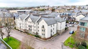 24, Wallace Court, Lanark ML11 7LL