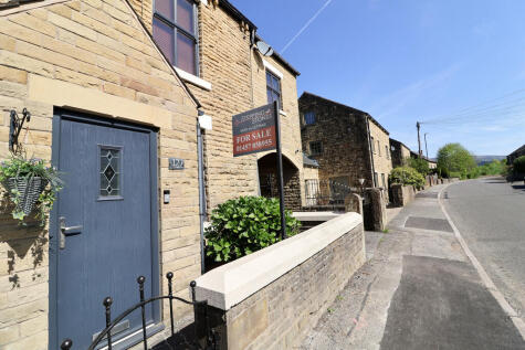 Woolley Bridge Road, Hadfield