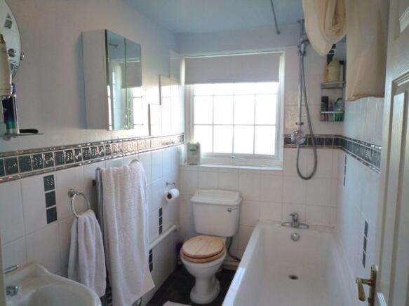 Photo 8