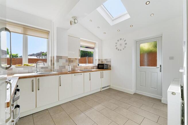 11 MCVINNIE ROAD-36.jpg