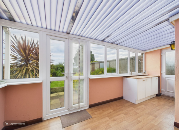 3 bed Semi-Detached for sale Image 9