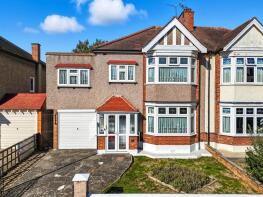 15, Lancaster Avenue, South Woodford, London E18 1QF