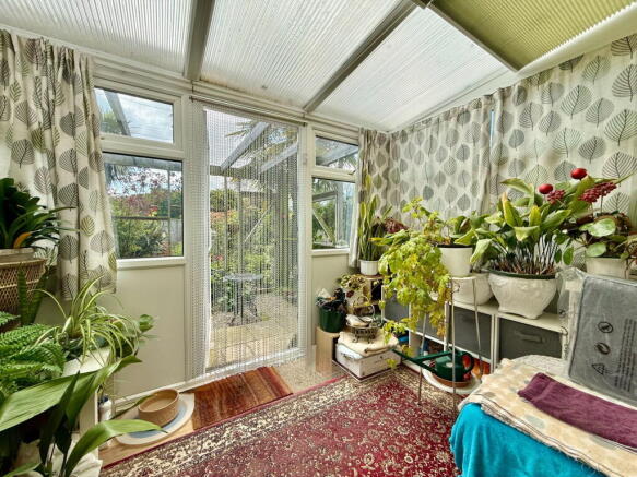 2 bed Terraced for sale Image 9