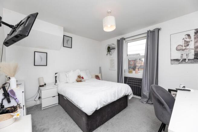 3 bed Detached for sale Image 8