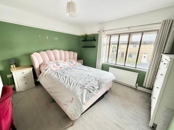 2 bed Terraced for sale Image 5