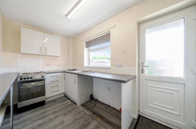 2 bed House for sale Image 4