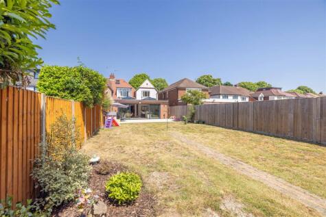 London Road, Datchet, Slough