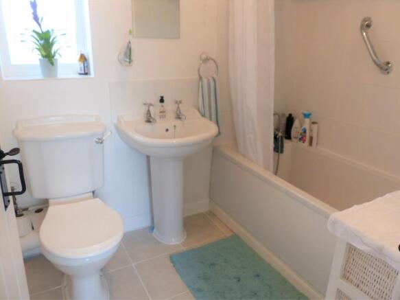 Photo 8