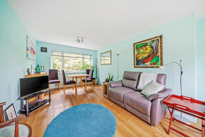 Sitting/Dining Room