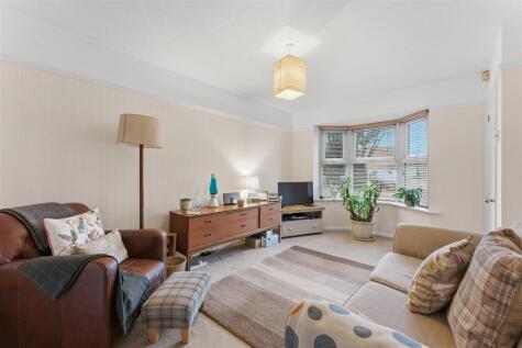 Milton Court, Kettering