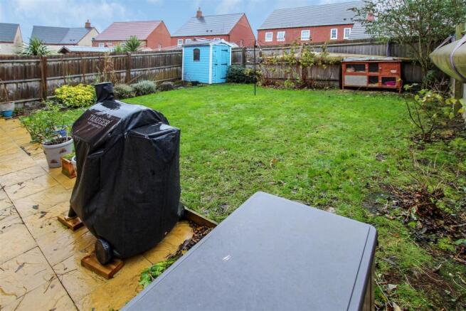 Rear Garden-2.jpg