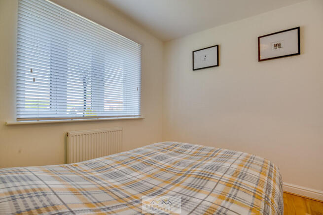 Bedroom 2.3
