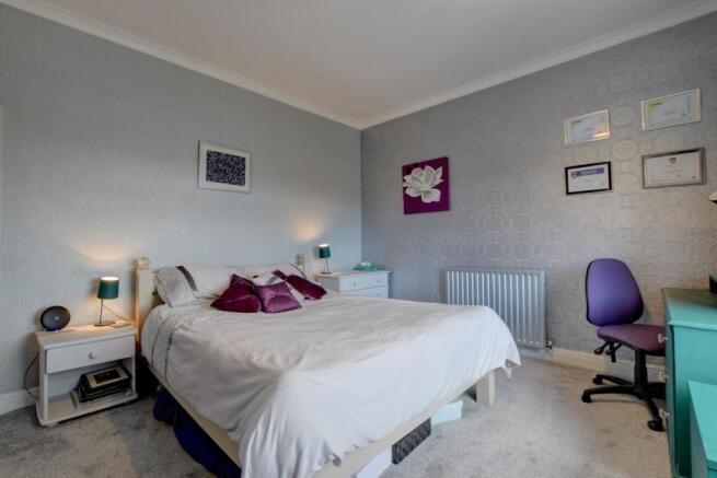 Bed 4.jpg